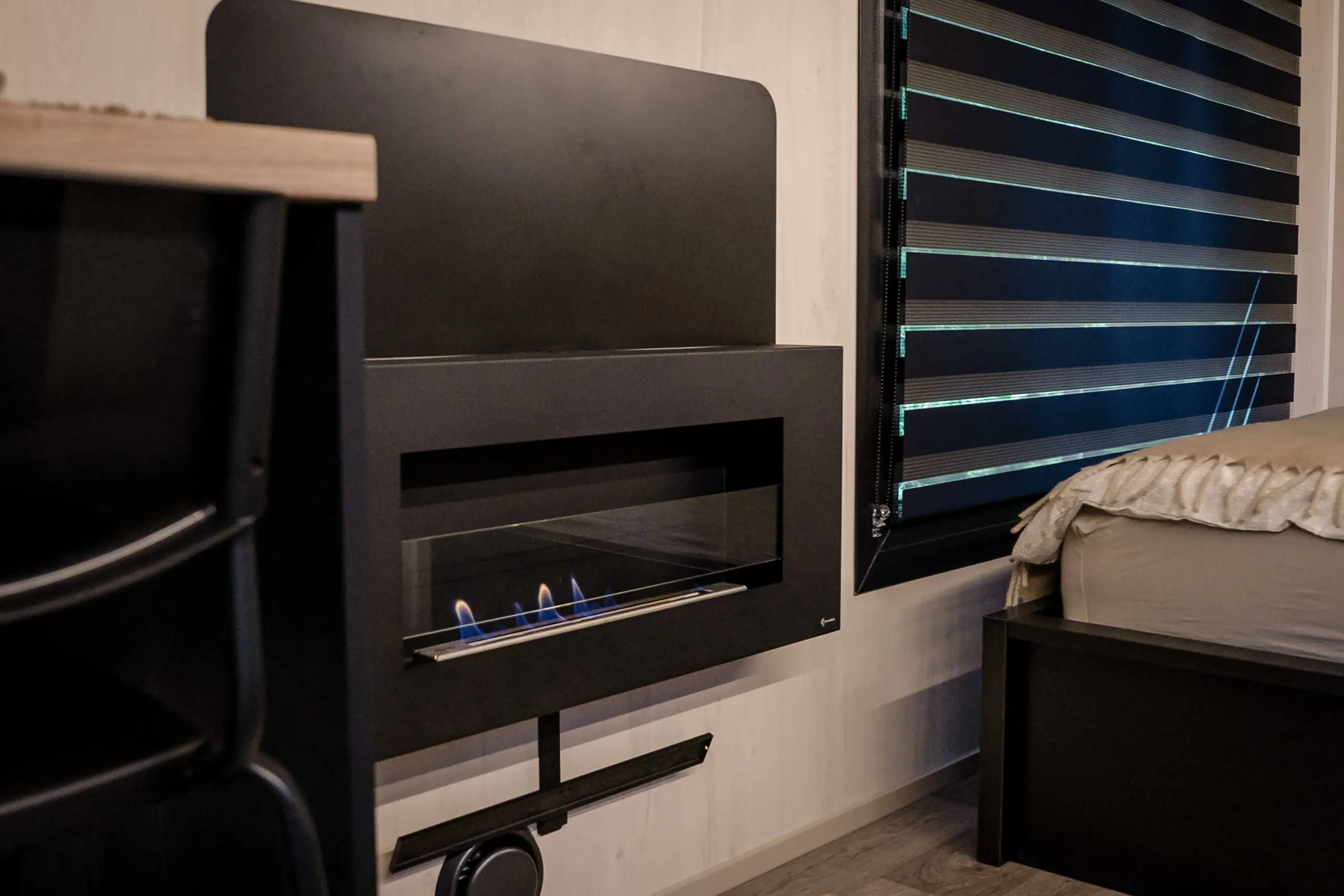 Alro-S169-7M-SUV-A789.webp Alro-S169-7M-SUV-A789.webp