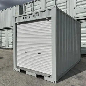 EAL-Vue-exterieure-du-container-12-pieds-neuf-avec-poches-pour-fourches.webp