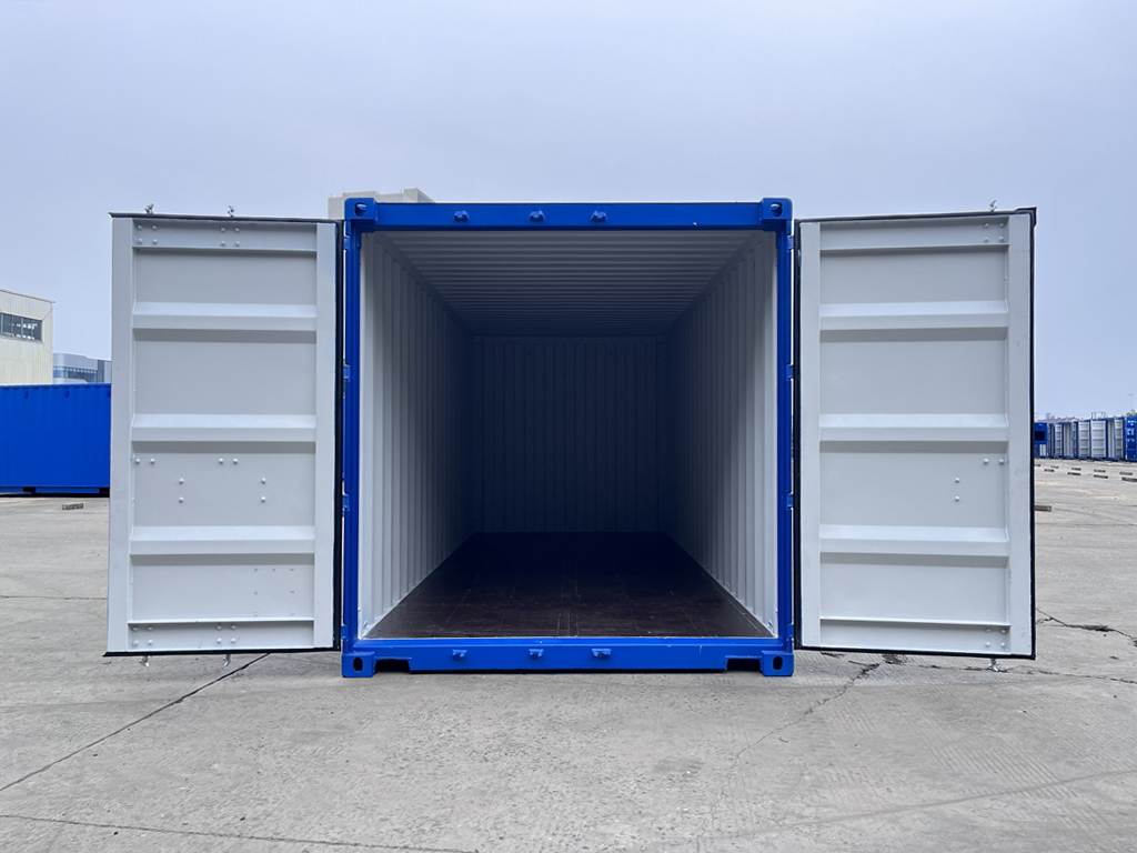 EARL-20-PIEDS-4.jpg EARL-20-PIEDS-4.jpg