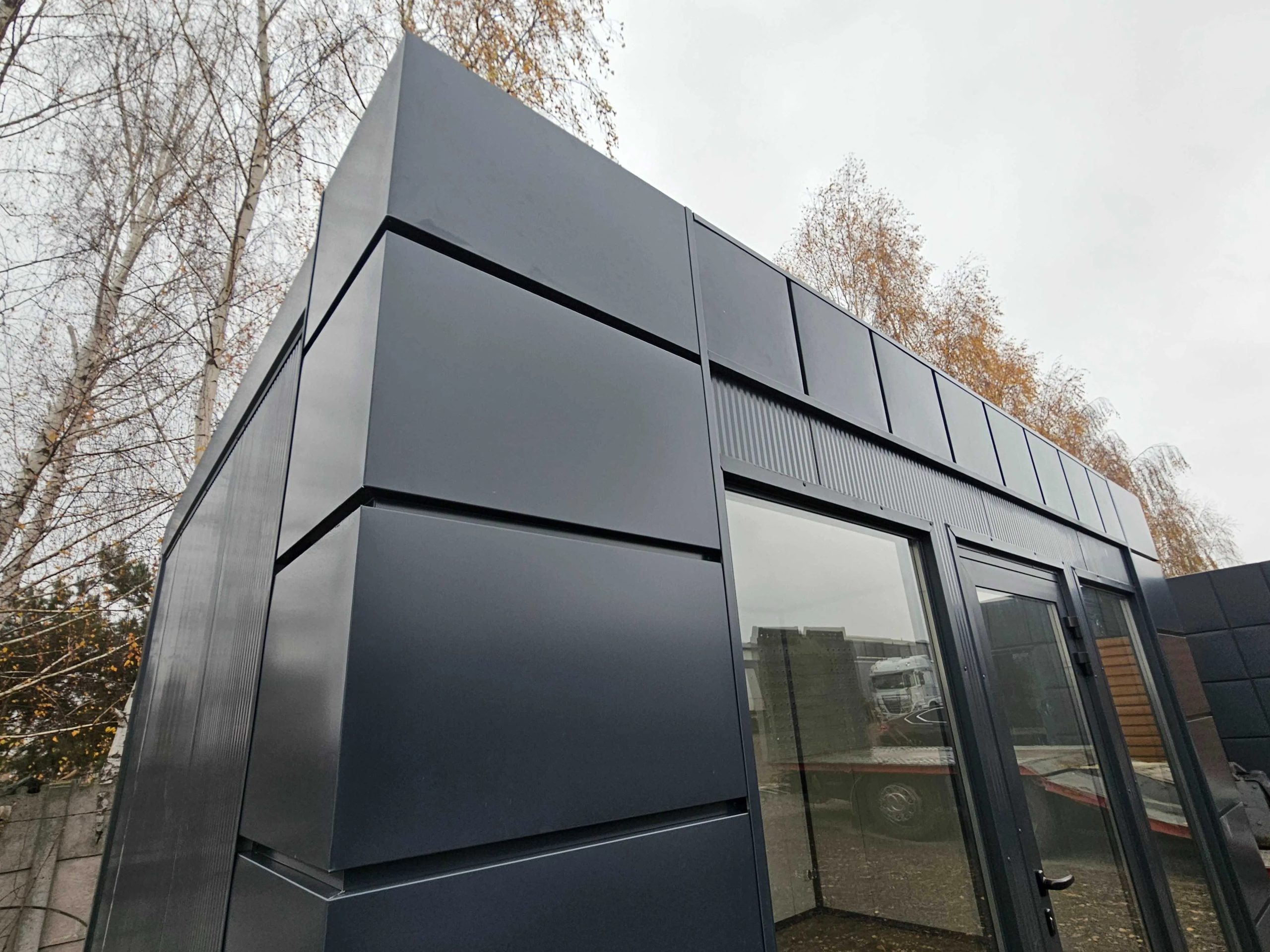 EARL-Bureau-de-Jardin-15-m2-6-scaled-1.jpeg EARL-Bureau-de-Jardin-15-m2-6-scaled-1.jpeg